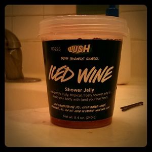 LUSH Shower Jelly ICED WINE