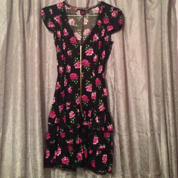 Macy's Material Girl Black Flower Dress