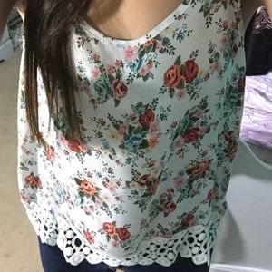 I am selling this adorable floral shirt