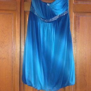 Short blue/teal dress