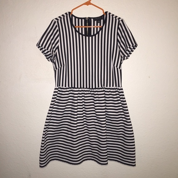 Forever 21 Striped Skater Dress
