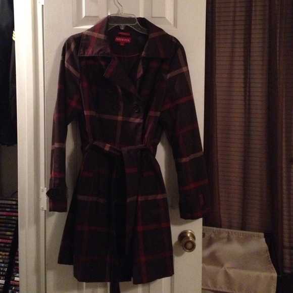 Women's water resistant trench coat