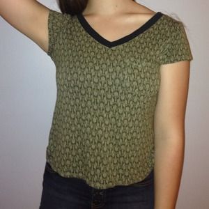 Giraffe Cropped Shirt