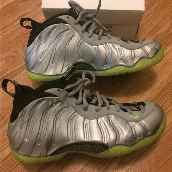Nike Shoes - Foamposite worn 3 times