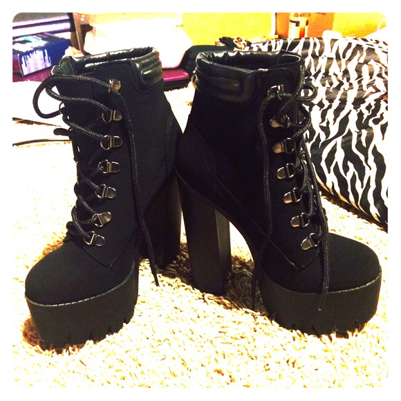 Qupid Boots. 6 inch heels