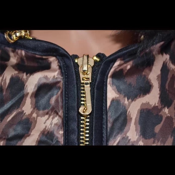 Juicy Couture cheetah puffer jacket - Picture 2 of 2