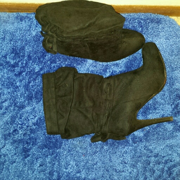 High heel boots