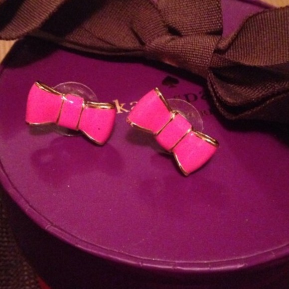 Pink bow earrings & pink bow bracelet