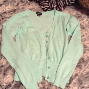 Wet seal sweater