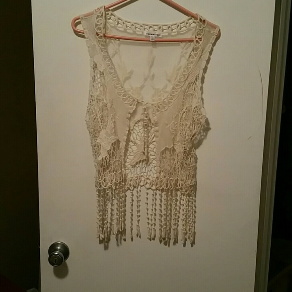 ⤵⤵price drop⤵⤵ Bohemian style over vest