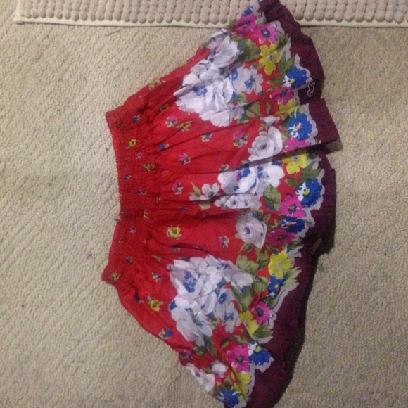 Hollister skirt NEVER worn