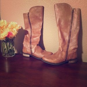Steve Madden Leather Boot