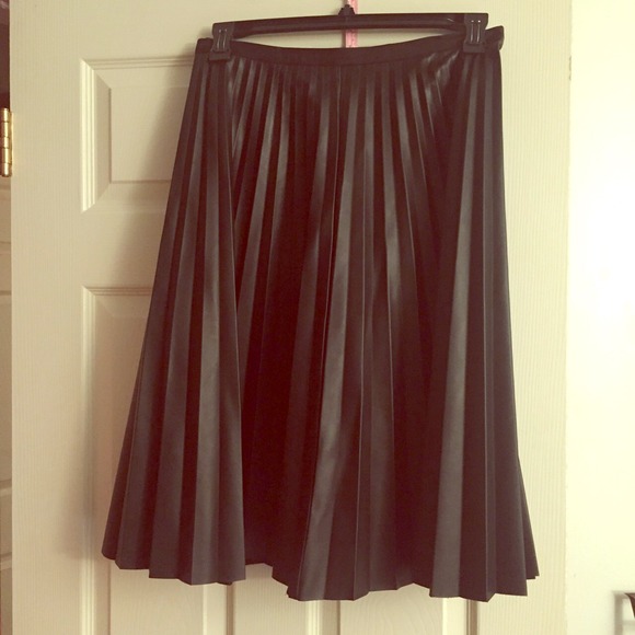 TOPSHOP SKIRT