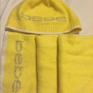 Beautiful lemon bebe beanie and scarf set