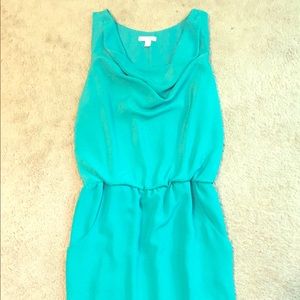 ⬇SALE⬇️Green New York & Co swoop neck dress