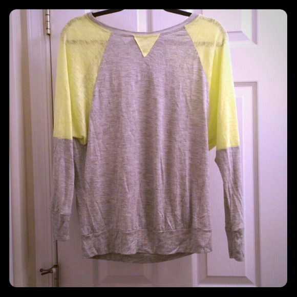 Neon detail shirt