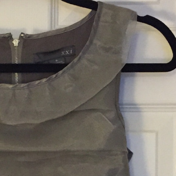 Forever 21 Grey Tiered Dress - Size S