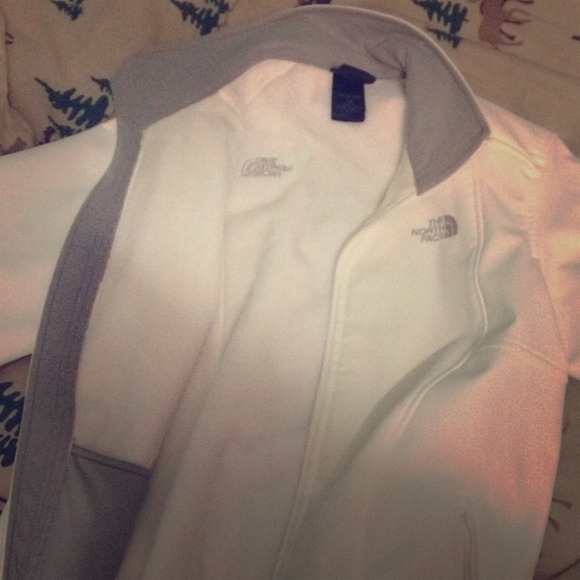 Womens fleece lined north face coat large