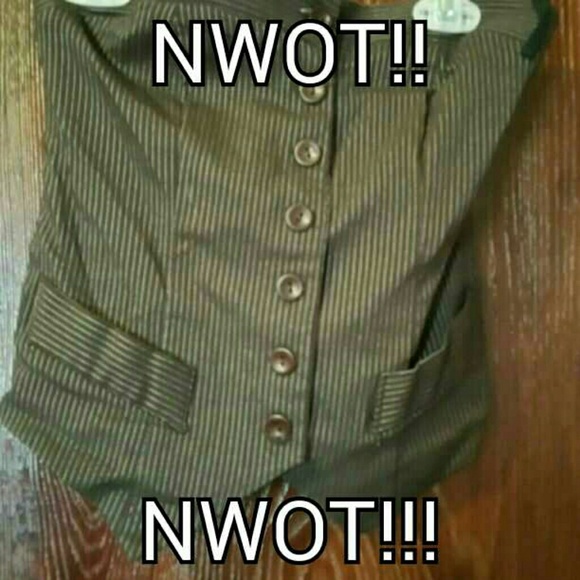 Button down formal vest/tube top