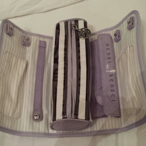 Henri Bendel jewerly travel case