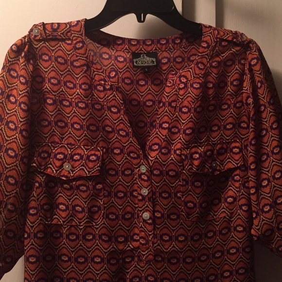 Angie 2 pocket top - Picture 2 of 3