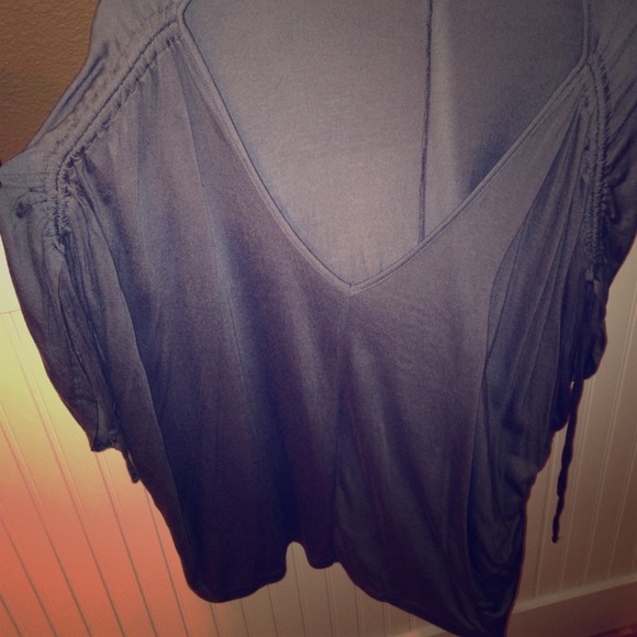 Very cute and comfy top!