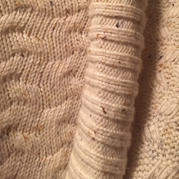 The Limited sleeveless sweater with belt - Picture 2 of 2