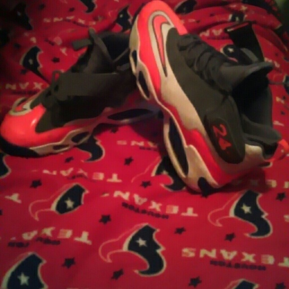 Nike griffey - Picture 1 of 3