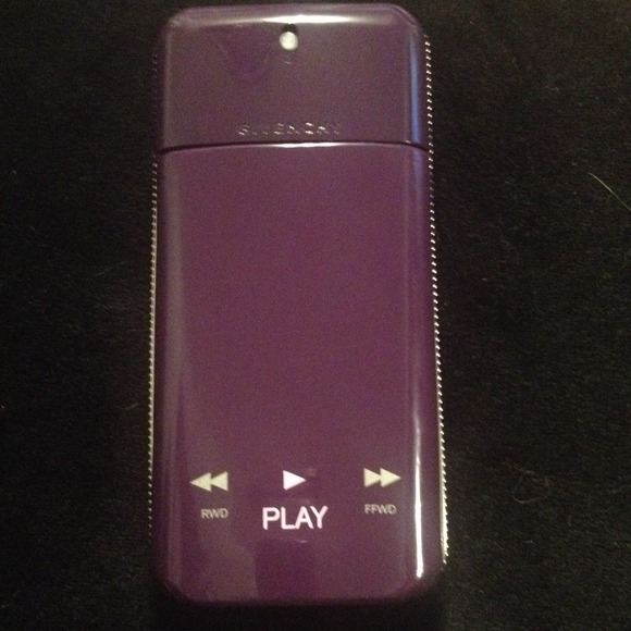 Givenchy intense for her perfume