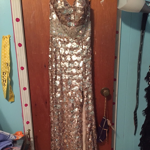 Beautiful Full Sequined pageant/prom dress