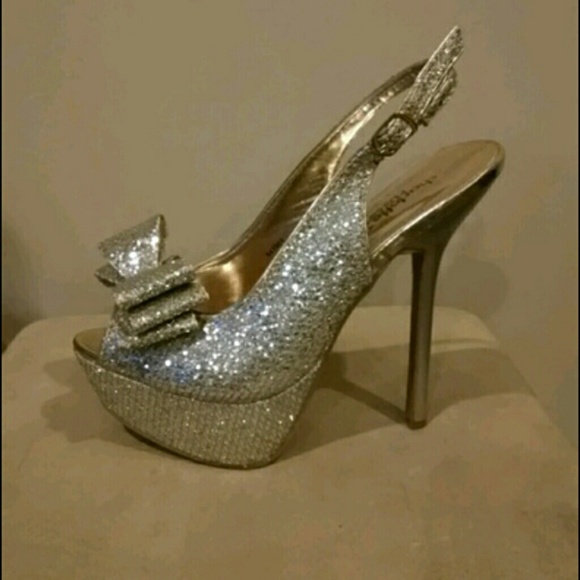 All eyes on me heels - Picture 3 of 3