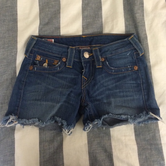 True Religion Dojo Cutoff Shorts 25