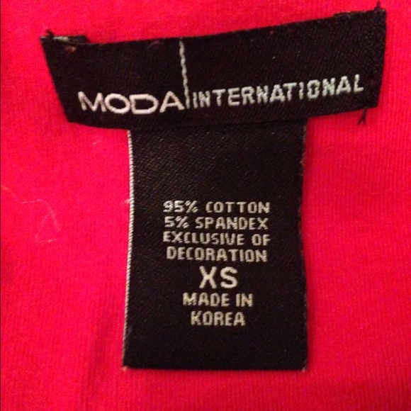 ❤️💛Bundled❤💛️VS sexy one shoulder - Picture 2 of 4