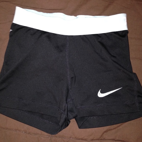 RESERVED Nike pro spandex