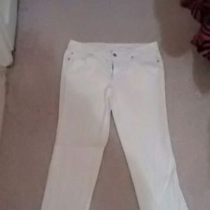 Loft Ann Taylor White modern slim jean
