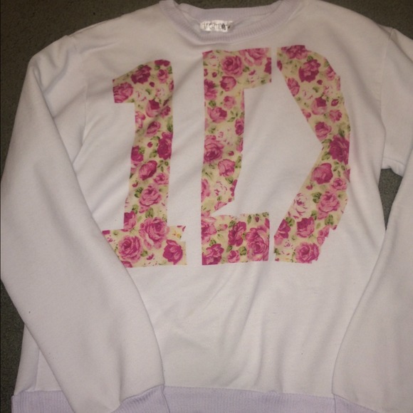 Fresh tops crew neck 1D (one direction) - Picture 1 of 3