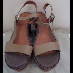 💋ALBERTA FERRETTI Grey Leather Platforms Sz 40/10