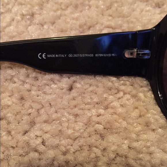 Gucci Sunglasses - Picture 3 of 3