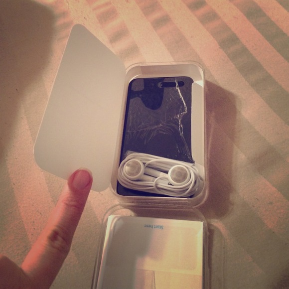 iPod Touch 4th Gen Black 8GB