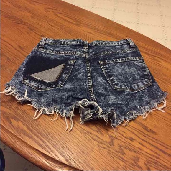 Jean shorts - Picture 2 of 2