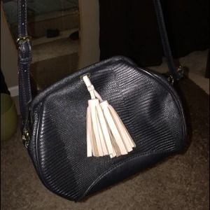 Liz Claiborne crossbody bag