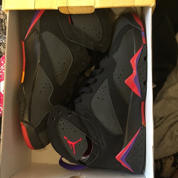SOLD ON 🅿️🅿️ DMP RAPTOR Jordan pack size 5.5y