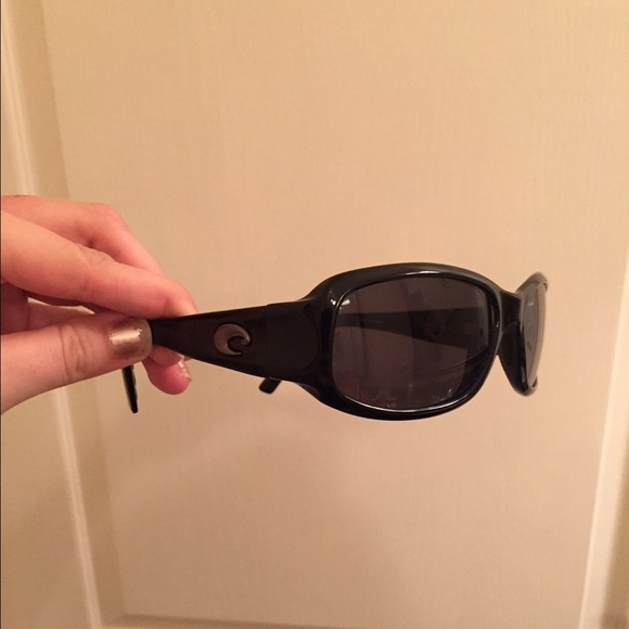 Costa del mar sunglasses black vela