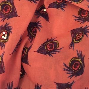 Bundle! 💋 on hold!