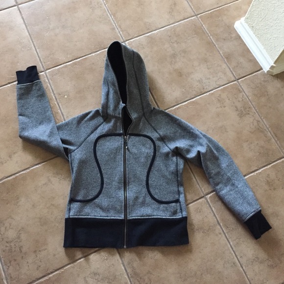 Lululemon scuba hoodie 10