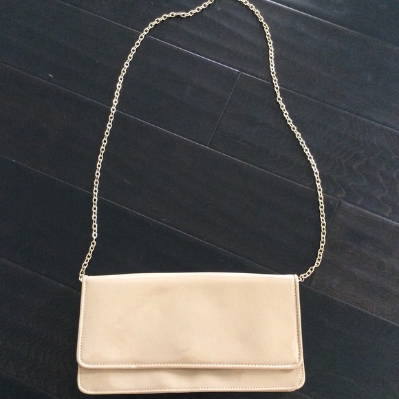 Aldo clutch