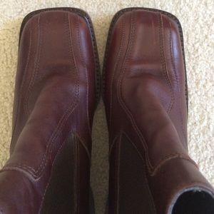 FRYE Frenzy boot SZ 8.5