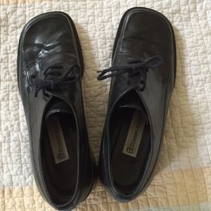 Etienne Aigner business style dress shoes SZ 8.5