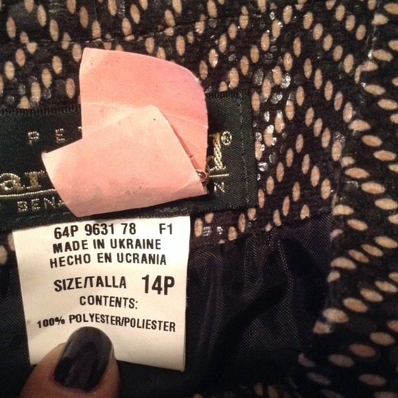Pant set markdown🎈🎈🎈 - Picture 3 of 4