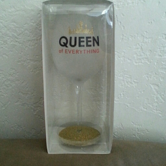 16 oz New in box wine glass